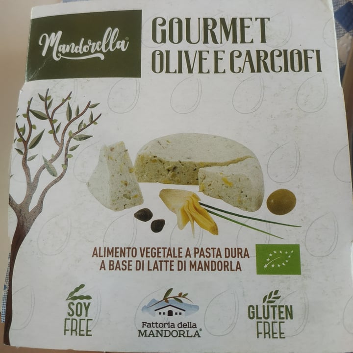 photo of Mandorella Gourmet Olive E Carciofi shared by @cecib on  18 Aug 2021 - review