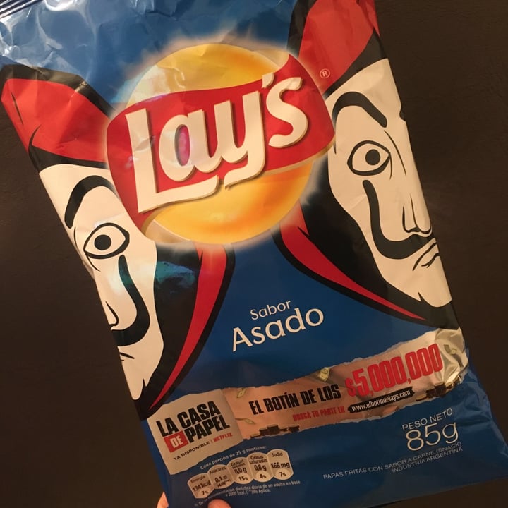 photo of Lay's Papas Fritas Sabor Asado shared by @abigrischpun on  07 Apr 2021 - review