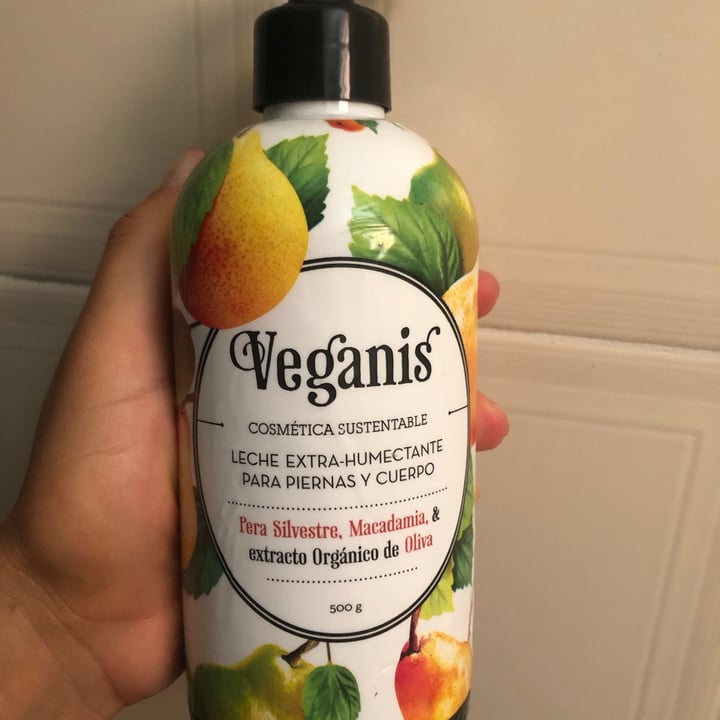 photo of Veganis LECHE EXTRA HUMECTANTE PARA PIERNAS Y CUERPO Pera Silvestre & Macadamia con extracto Orgánico de Oliva shared by @elizbeth on  24 Jan 2021 - review