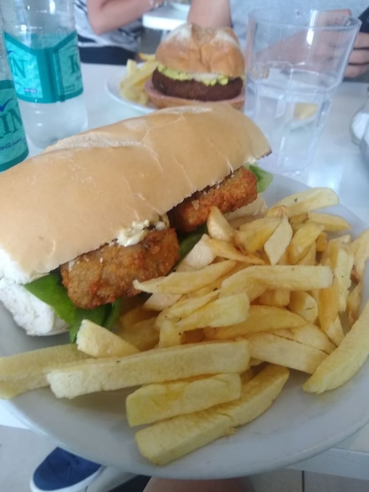 photo of Loving Hut Microcentro Tofu sandwich shared by @laveg on  03 Jan 2020 - review