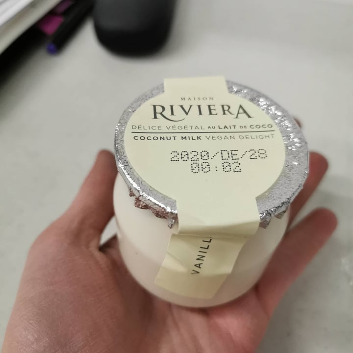 photo of Maison Riviera Coconut Based Yogurt Alternative Vanilla shared by @emberattack on  16 Dec 2020 - review