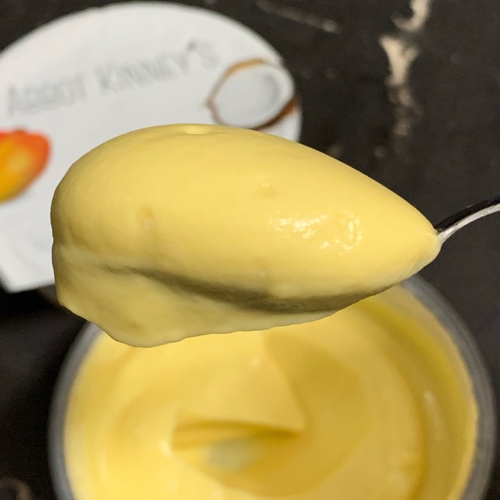 photo of Abbot Kinney’s Coco Start Mango shared by @naivoncake on  19 Nov 2020 - review