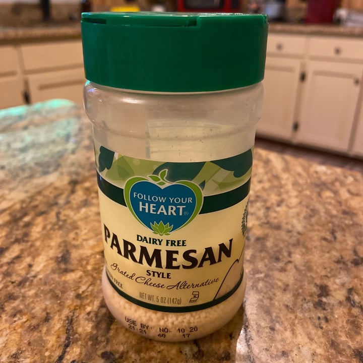 photo of Follow Your Heart Dairy-Free Parmesan Shredded shared by @anweiford on  19 May 2020 - review