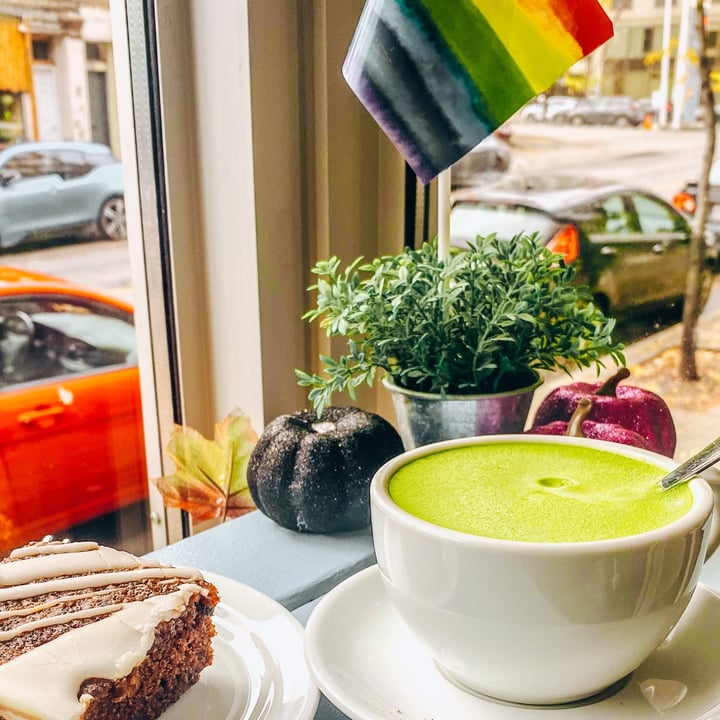 review photo shared by @theveganhopper on 13 Sep 2022 - post