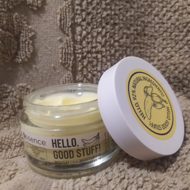 photo of Essence  Hello Good Stuff! moussy face moisturizer shared by @caderefelici on  05 Sep 2022 - review