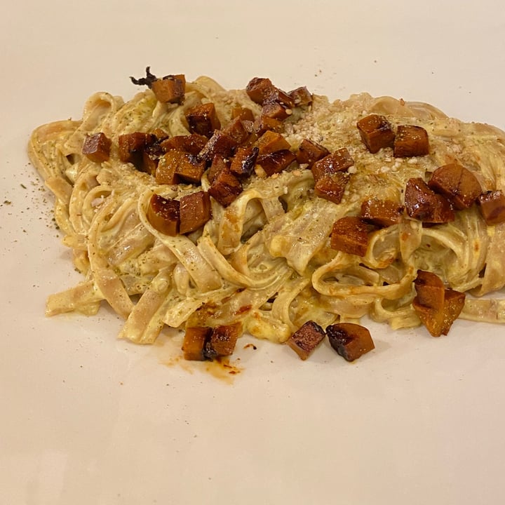 photo of Bottega Vegana Carbonara vegana shared by @ameliaa on  10 Feb 2022 - review