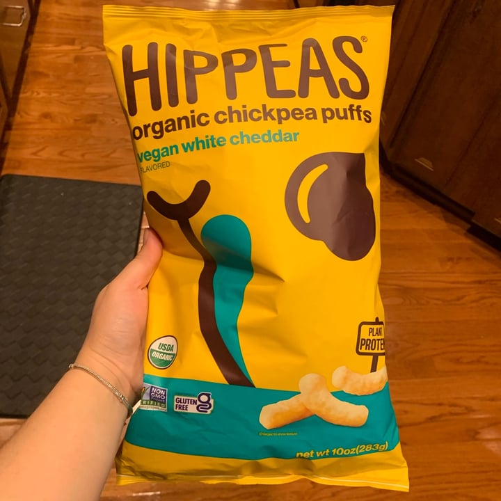 photo of Hippeas Vegan white cheddar hippeas shared by @kekamattos on  06 May 2022 - review