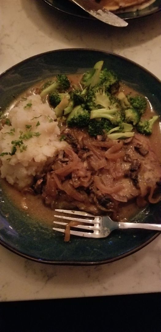 photo of Urban Vegan Kitchen Seitan & gravy shared by @mollyfdg on  12 Jun 2019 - review