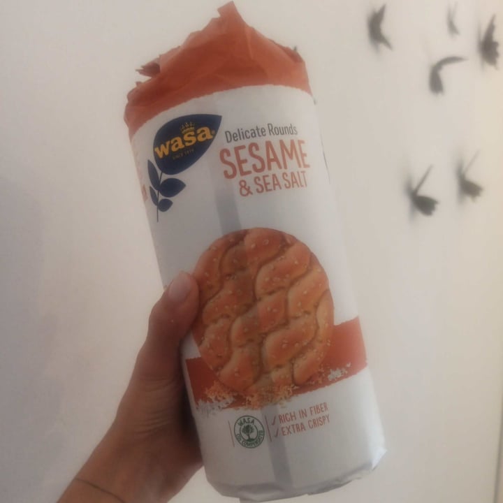 review photo of Wasa Rounds Sesame And Sea Salt shared by @bitterness on 12 Jul 2022 - review