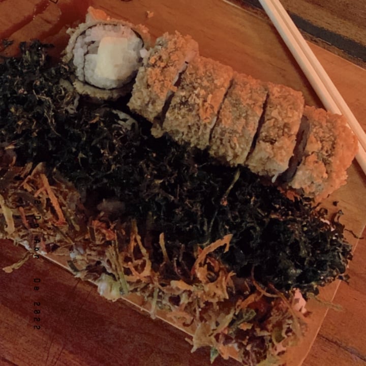 photo of Sushi Vibe Combinado vegano shared by @nathaliadoli on  04 Apr 2022 - review