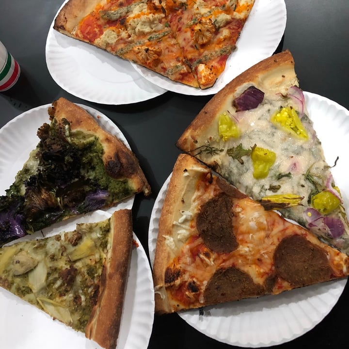 photo of Screamer's Pizzeria Pizza shared by @matro on  04 Mar 2021 - review