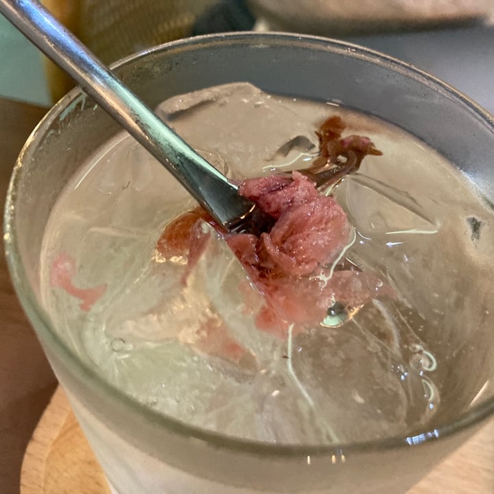 review photo of 一襌 NIZEN Rose And Green Tea Soda shared by @amrarafa on 22 Apr 2021 - review