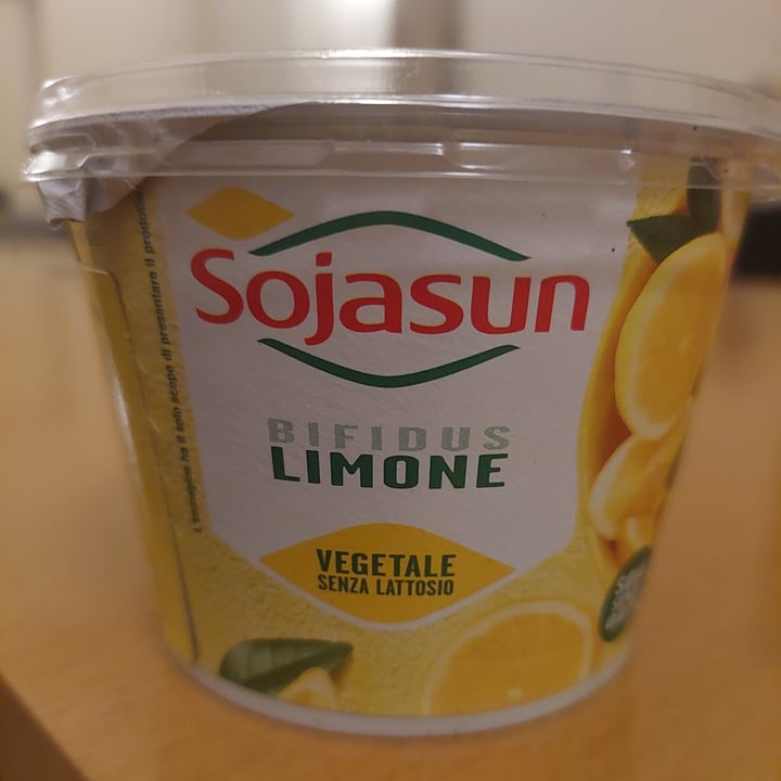 photo of Sojasun Bifidus Yogurt al Limone shared by @michelam on  01 Dec 2022 - review