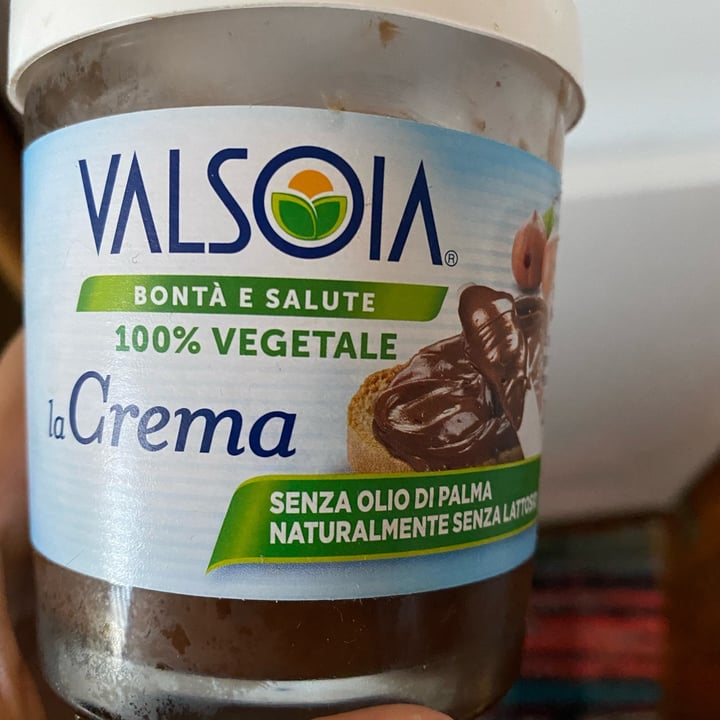 photo of Valsoia Crema alla nocciola shared by @tyche on  12 Aug 2022 - review