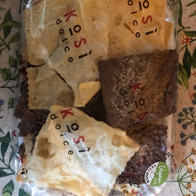Photo du plat “Chiacchiere - crostoli - galani”
