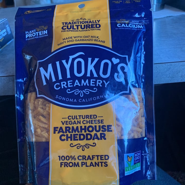 photo of Miyoko's Creamery Cultured Vegan Cheddar Cheese Shreds shared by @ltsambug on  14 Nov 2020 - review