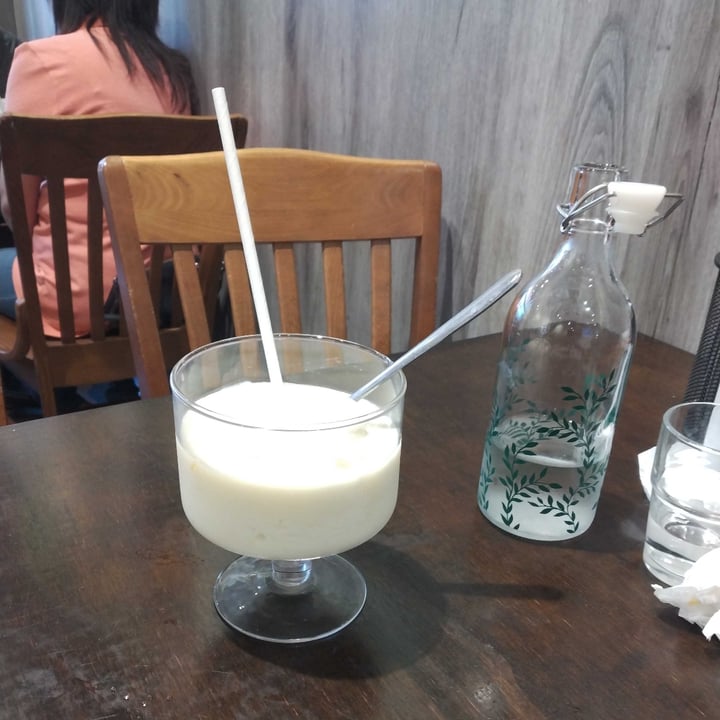 photo of Huong Viet Vegetarian & Vegan Durian Smoothie shared by @veganadam on  06 Feb 2022 - review