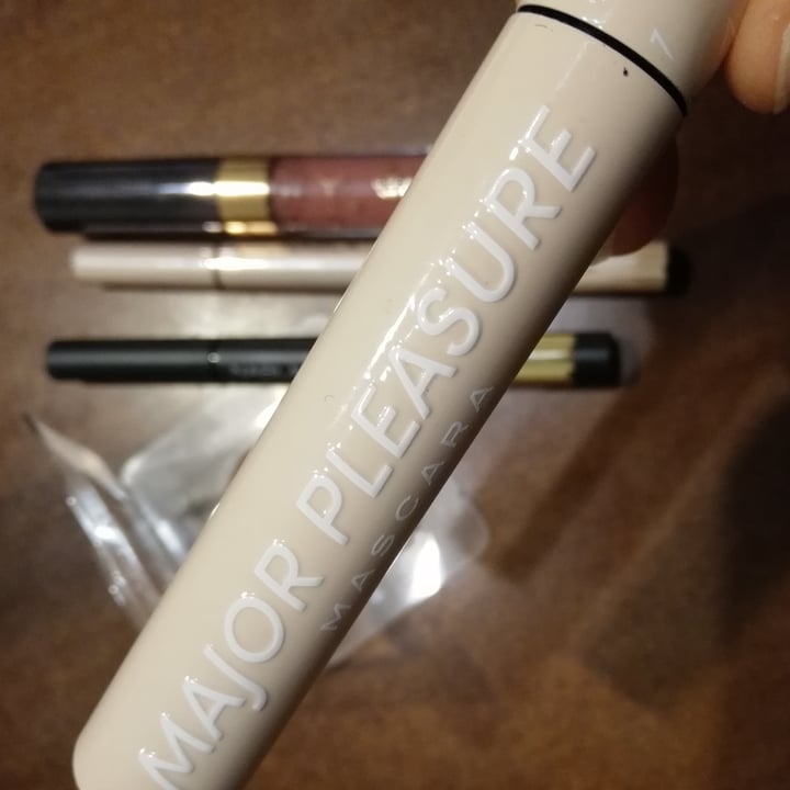 review photo of Nabla Cosmetics Major Pleasure Mascara shared by @animaenatura on 09 Feb 2022 - review