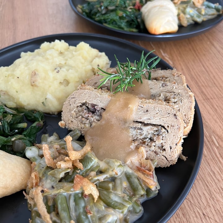 photo of Trader Joe's Breaded turkey-less stuffed roast with gravy shared by @keeleym on  27 Nov 2022 - review