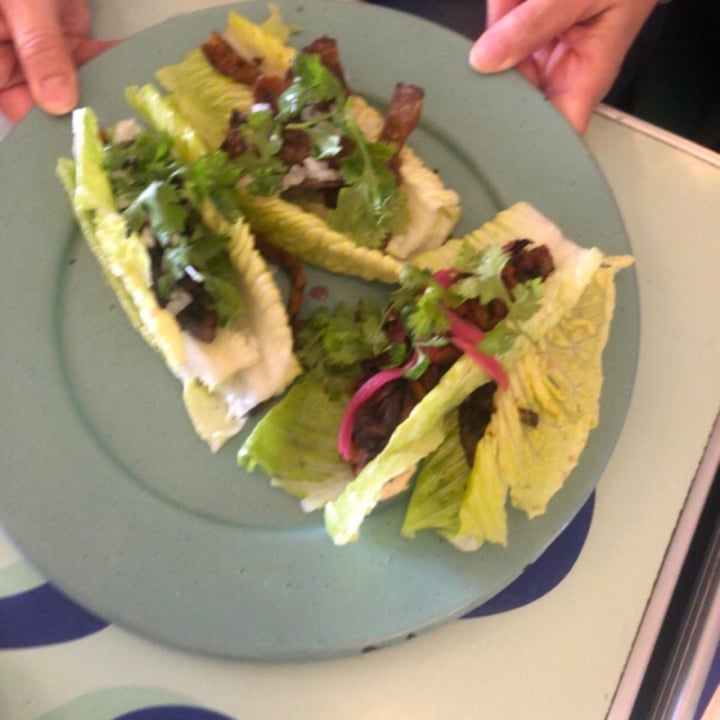 photo of Groovy's Taquería Vegana Taco de bistec de setian shared by @marybell on  10 Aug 2022 - review