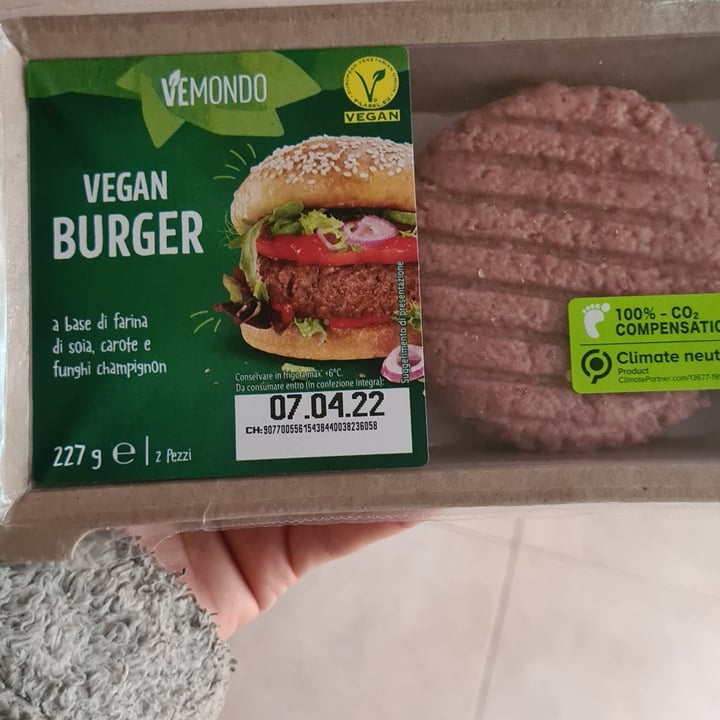 review photo of Vemondo 2 Burger A Base Di Soia shared by @cicciomalu on 31 Mar 2022 - review