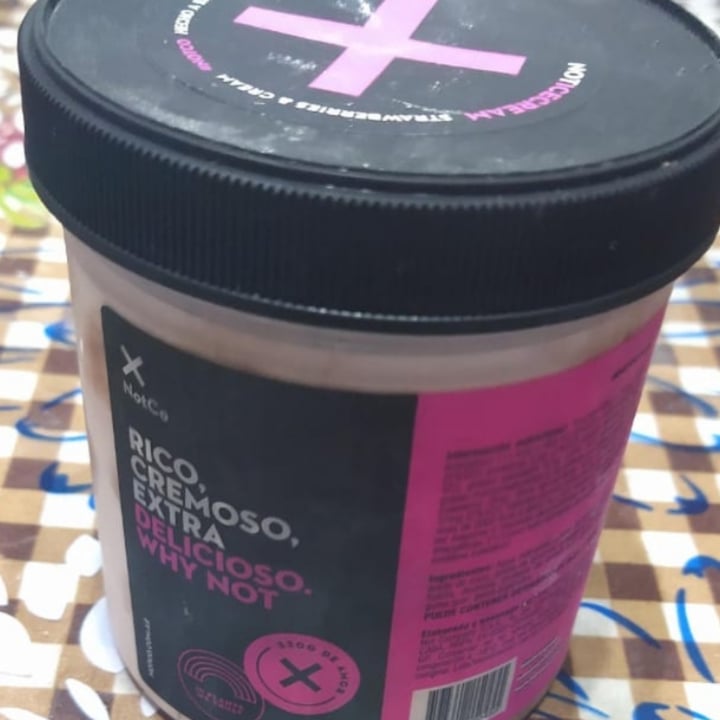 photo of NotCo Not Icecream Strawberries & Cream shared by @melinavegana on  15 Apr 2021 - review