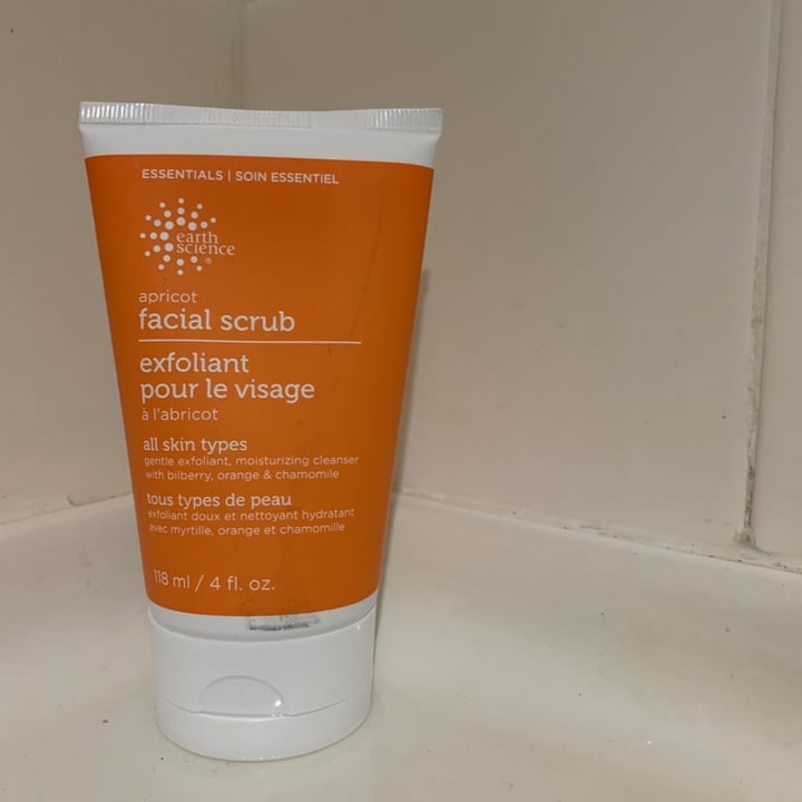 photo of Earth Science Apricot Gentle Facial Scrub shared by @calysa14 on  03 Jan 2020 - review