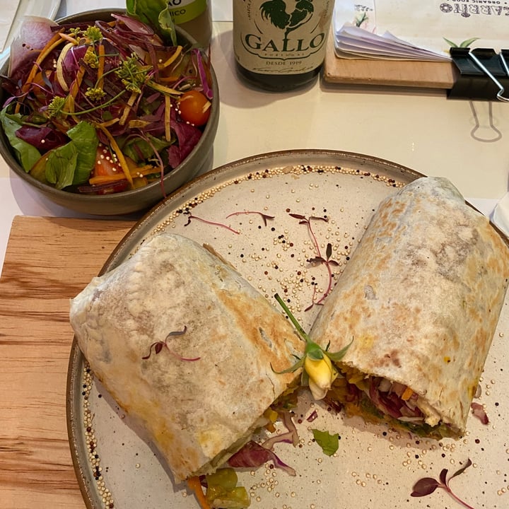 photo of Carrito Organic Burrito California Vegano shared by @tatianaconsoli on  02 Jan 2022 - review