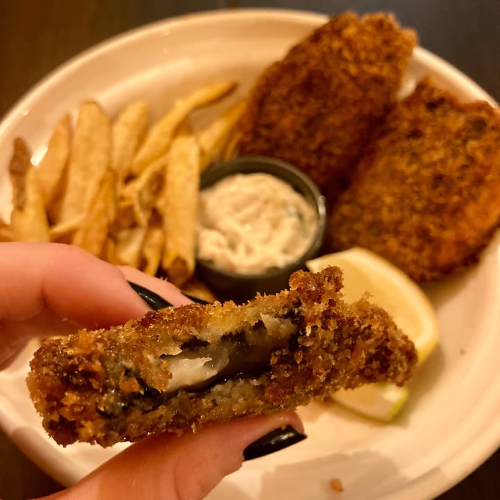 photo of Kong - Food Made With Compassion "Fish And Chips" With Tartar Sauce shared by @asiayportia on  09 Dec 2021 - review