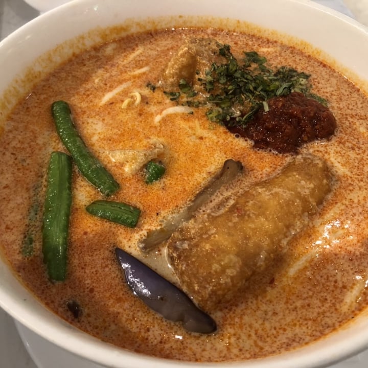 review photo of Green on Earth Vegetarian Cafe Laksa shared by @juzm0i on 06 Oct 2020 - review