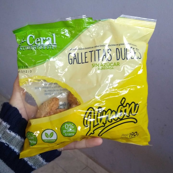 photo of Ceral Alimentos Diet Galletitas Dulces De Limón Sin Azúcar shared by @veganinrecovery on  21 Apr 2022 - review