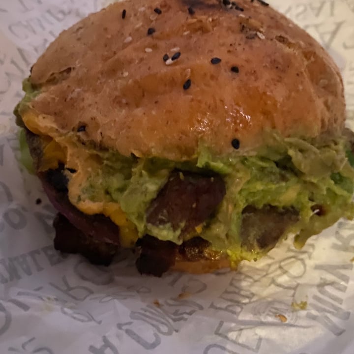 photo of Revolucion Verde Delagarza burger shared by @debeb on  16 Jun 2021 - review