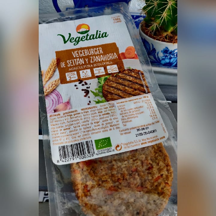 photo of Vegetalia Vegeburguer De Seitan Y Zanahoria shared by @gitaneta on  09 May 2022 - review