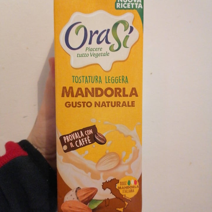 review photo of OraSí Latte alla Mandorla shared by @eleoseppia on 13 Mar 2022 - review