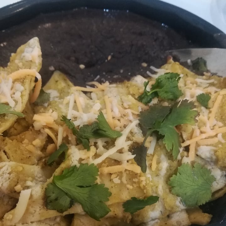 photo of Casamor Chilaquiles shared by @crisvegan on  18 Dec 2020 - review