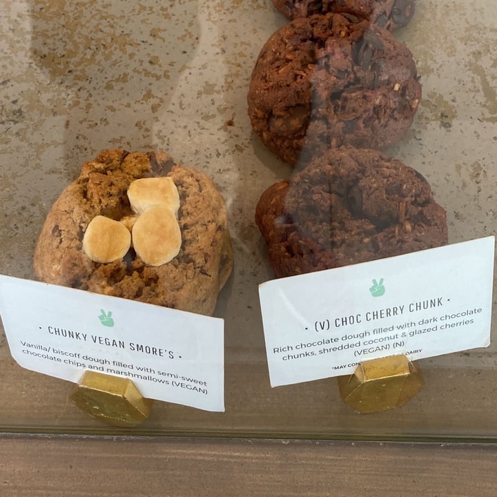 review photo of Get Chunky vegan smores shared by @baahbaah on 15 May 2022 - review