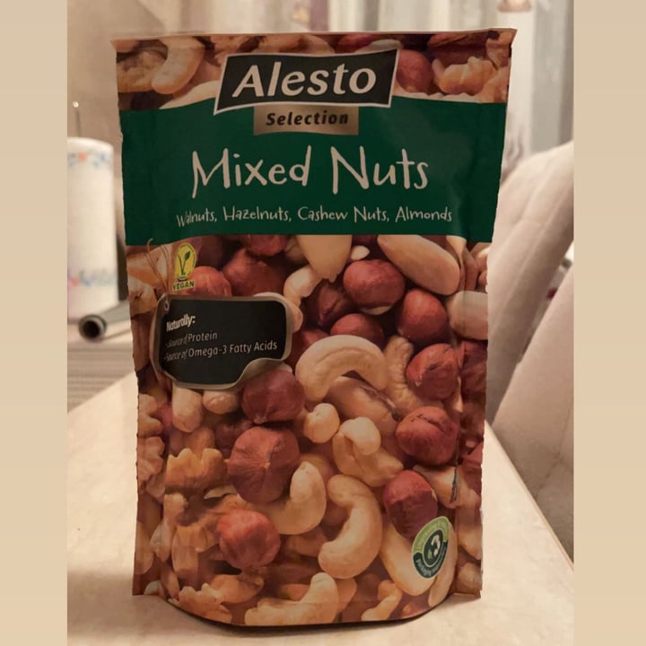 photo of Alesto Mixed nuts shared by @vegan737363 on  21 Mar 2022 - review