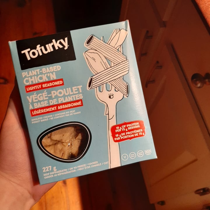 photo of Tofurky Plant-Based Chick’n Lightly Seasoned shared by @alix04 on  08 Jan 2021 - review