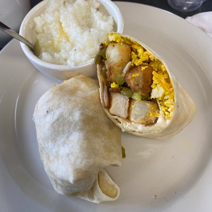 photo of Ocala Downtown Diner Loaded Breakfast Burrito (VEGAN) shared by @anita7 on  30 Jun 2021 - review