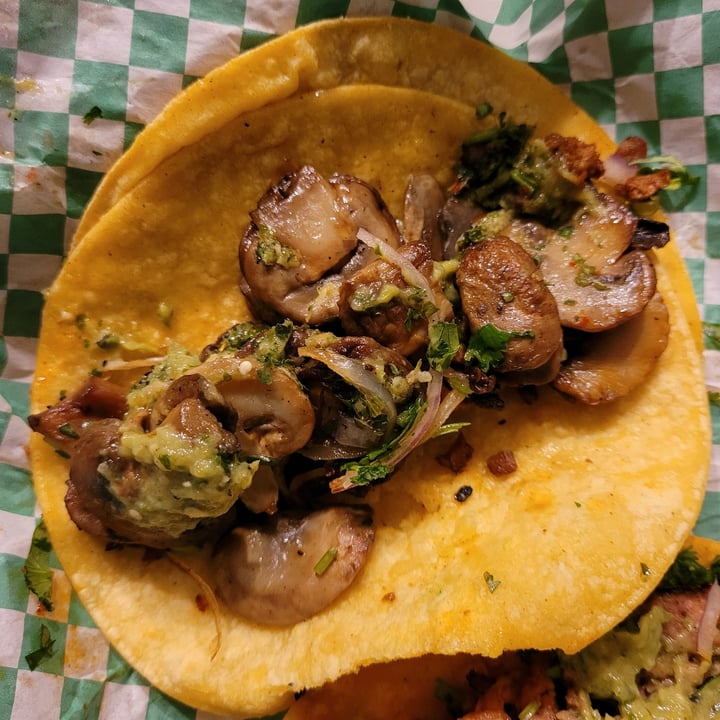 photo of Penelope’s Vegan Taqueria Mushroom Chimichurri shared by @yourfriendjen on  04 Apr 2022 - review