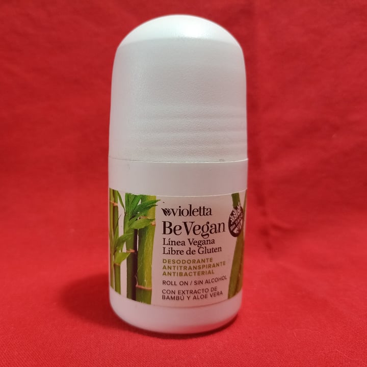 review photo of Violetta cosméticos Desodorante a bolilla shared by @luujimenezz on 22 Nov 2022 - review