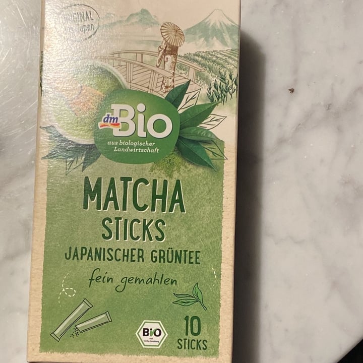 photo of dmBio Matcha Sticks, Japanese Green Tea shared by @alicecristino on  16 Jan 2022 - review