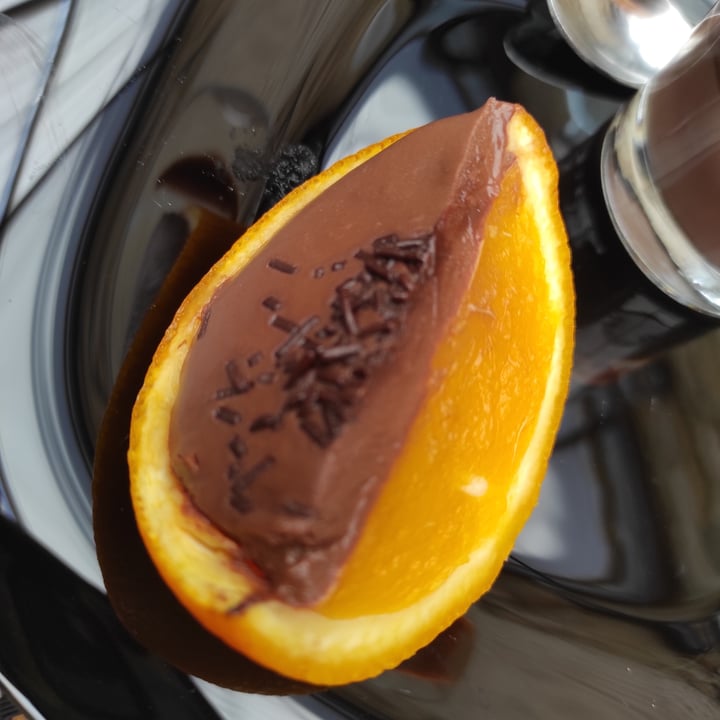 review photo of Espaço Vivo Laranxa de chocolate shared by @saritavacaloura on 13 Oct 2022 - review