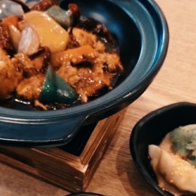 Photo of the dish “Chicken in Gong Bao Sauce Claypot Set”