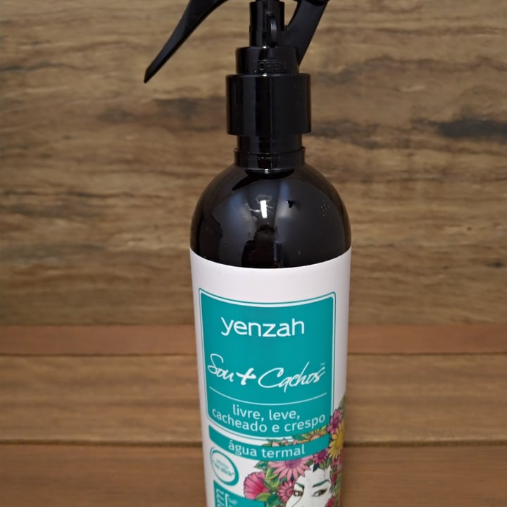 review photo of Yenzah Água Termal Sou + Cachos shared by @andreiajss on 11 Oct 2022 - review