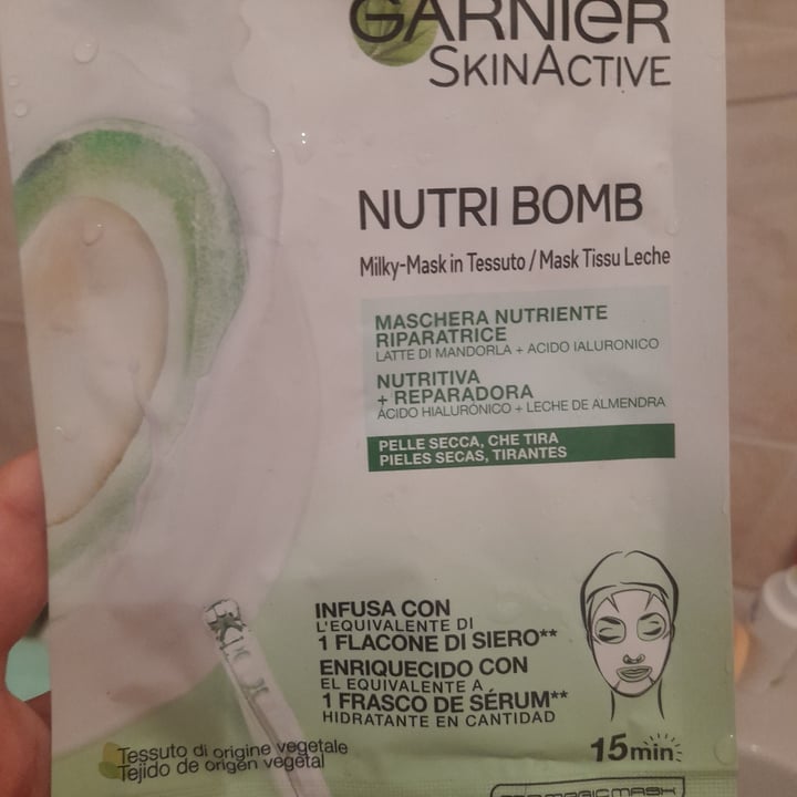 photo of Garnier maschera nutri bomb shared by @eleonorandrea on  16 Aug 2022 - review