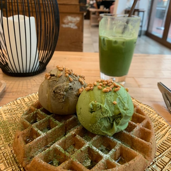 photo of Hvala CHIJMES Dairy free waffle with matcha ice cream shared by @germbunny on  08 May 2022 - review