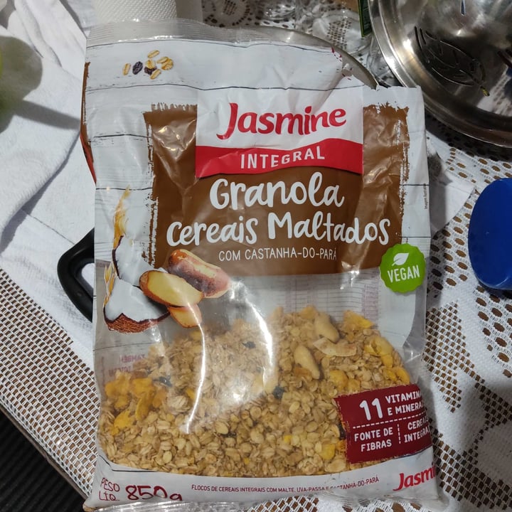 photo of Jasmine Granola de Cereais Maltados com Castanha do Pará shared by @patriciats on  16 Apr 2022 - review