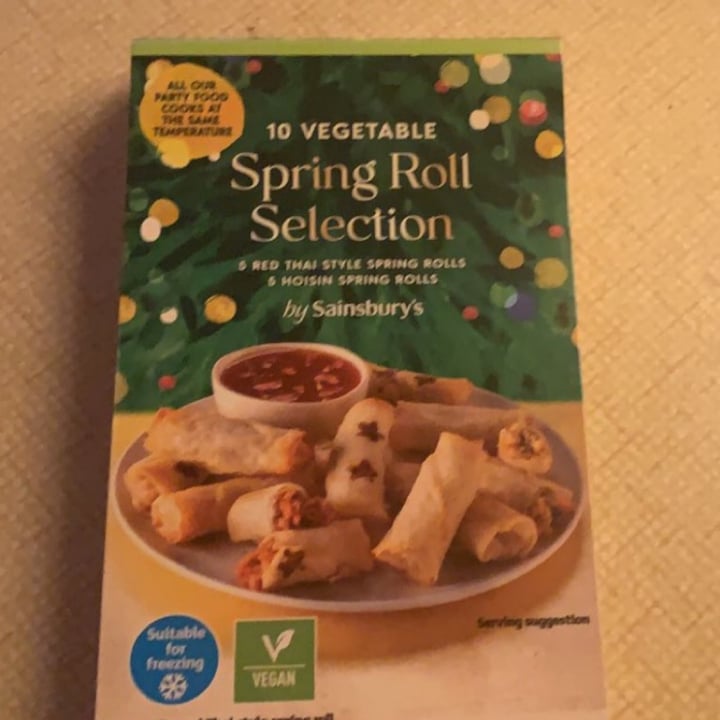 photo of Sainsbury's 10 vegtable spring roll selection shared by @freyatiarna on  06 Dec 2022 - review