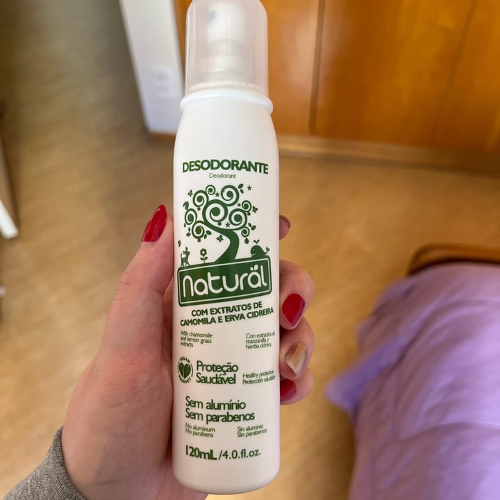 photo of Orgânico Natural Desodorante Em Spray Camomila e Erva Cidreira shared by @biacmuller on  07 May 2022 - review